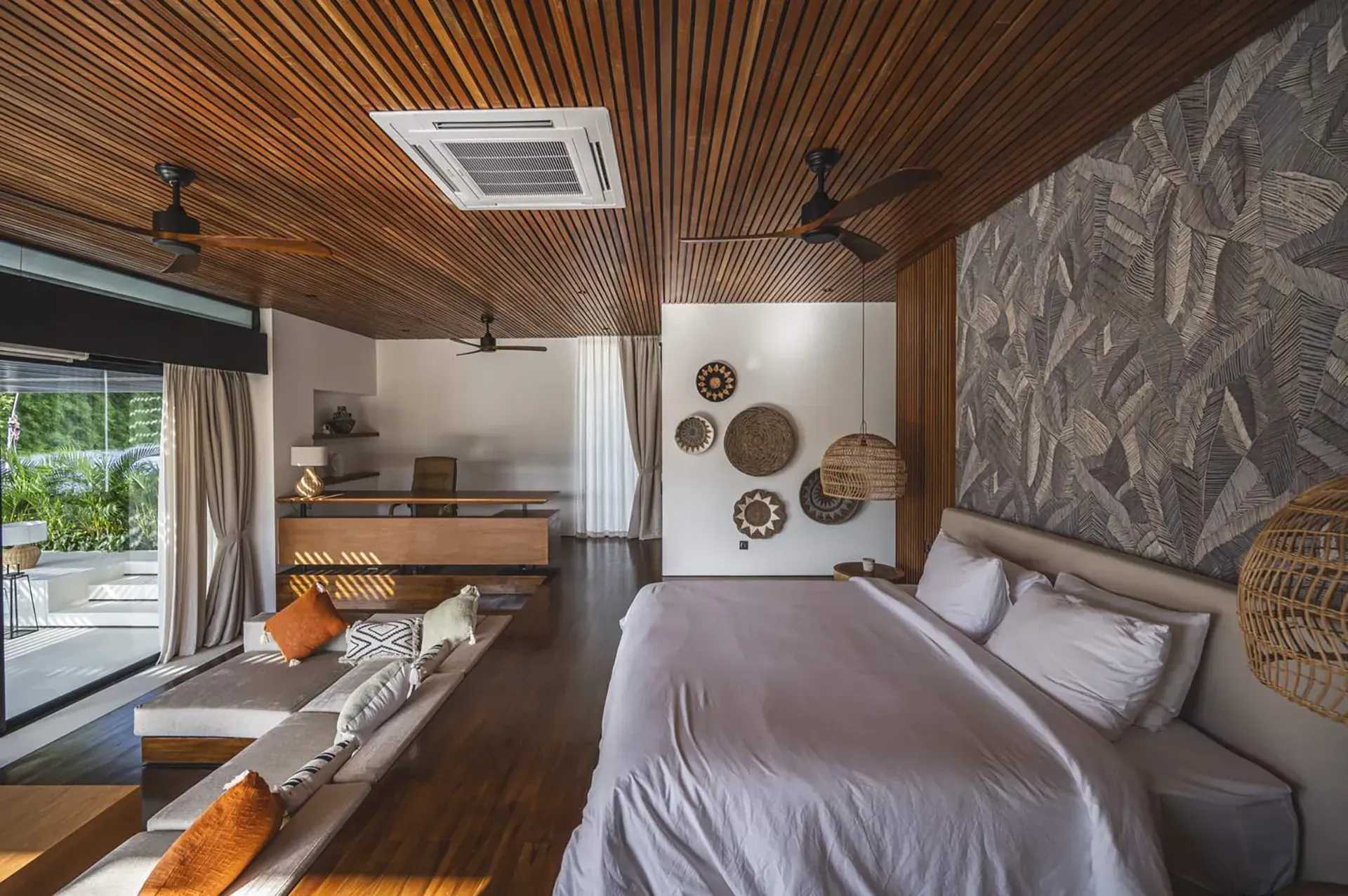 Master bedroom, stone feature wall